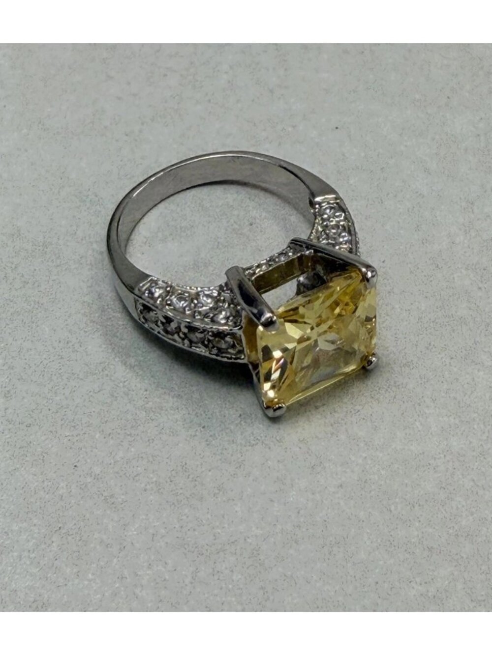Vintage Yellow Crystal Statement Ring Silver Tone Size 7.25